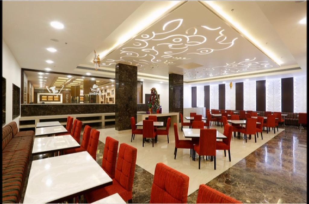 מלון Ramada Jamshedpur Bistupur מראה חיצוני תמונה
